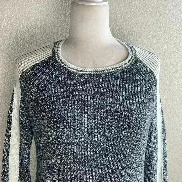 Victoria's Secret Thick Cotton Knit Sweater - Picture 2 of 8